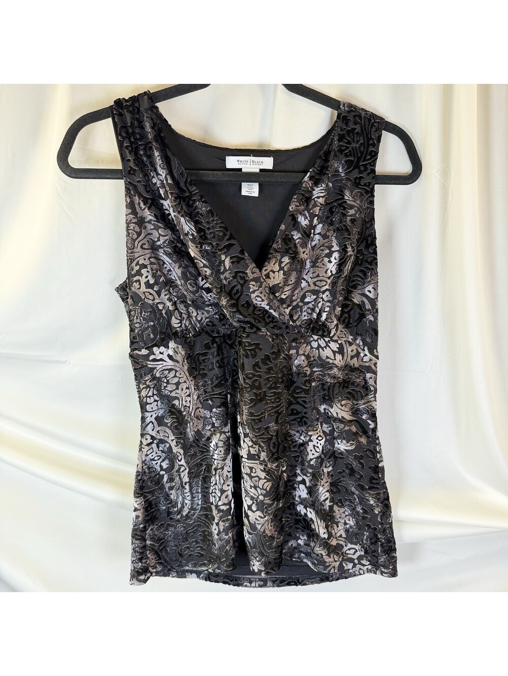 White House Black Market,  Sleeveless Velvet Burnout Top, Size M Elegant
